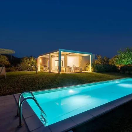 Papeda-tenuta Il Cavaliere D'italia Noto-vista Fronte Mare E Piscina Privata
