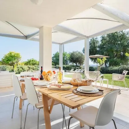 ヴィラ Papeda-tenuta Il Cavaliere D'italia Noto-vista Fronte Mare E Piscina Privata ノート