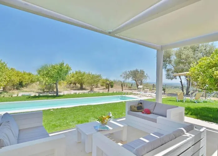 Papeda-tenuta Il Cavaliere D'italia Noto-vista Fronte Mare E Piscina Privata *